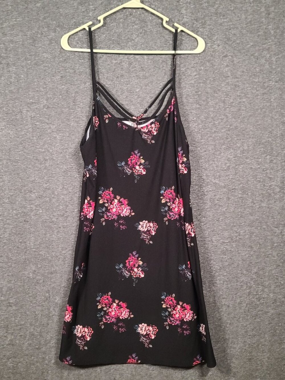 Mudd Women's Size XL Summer Floral Spaghetti Strap Mini Dress Black Base